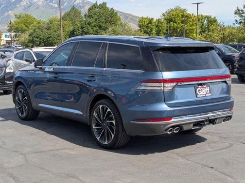 Blue 2020 Lincoln Aviator Reserve AWD