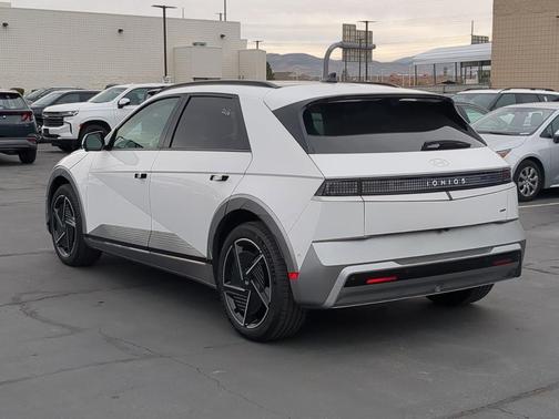 2025 Hyundai IONIQ 5 Limited