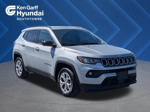 Silver Zynith 2024 Jeep Compass Latitude