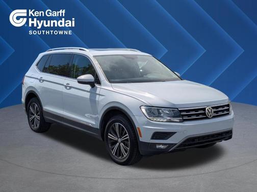 White Silver Metallic 2019 Volkswagen Tiguan 2.0T SEL