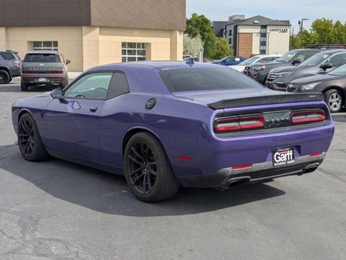 Plum Crazy Pearlcoat 2019 Dodge Challenger SRT Hellcat