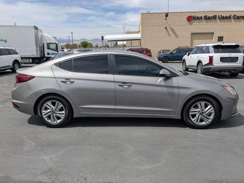 Metal 2020 Hyundai ELANTRA Value Edition