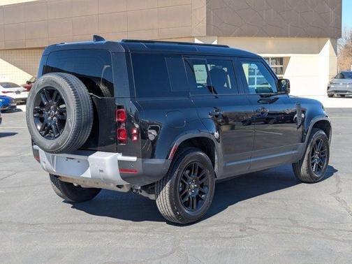 2025 Land Rover Defender P300