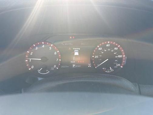 Red Alert 2024 Nissan Frontier PRO-4X