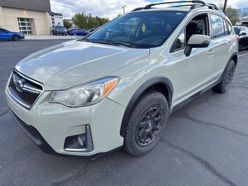 Desert Khaki 2016 Subaru Crosstrek 2.0i Limited