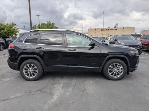 2021 Jeep Cherokee Latitude Lux