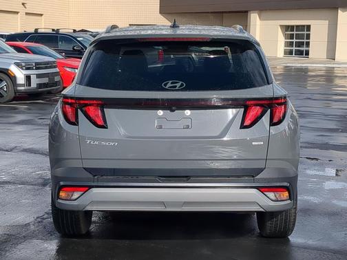 2025 Hyundai TUCSON SEL