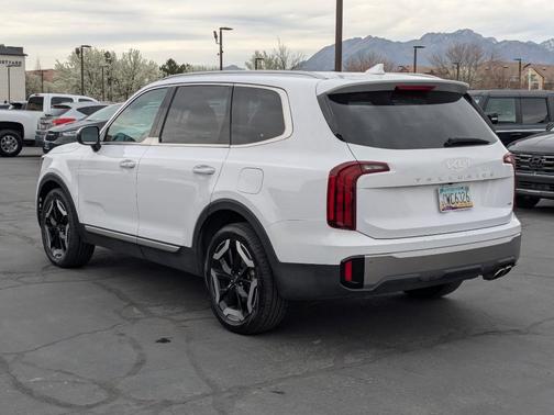 2025 Kia Telluride S