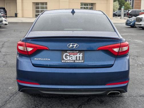 Lakeside Blue 2015 Hyundai SONATA SE