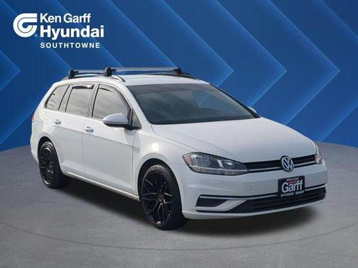 2018 Volkswagen Golf SportWagen TSI S