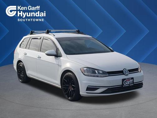 2018 Volkswagen Golf SportWagen TSI S