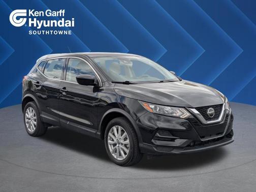Magnetic Black Pearl 2022 Nissan Rogue Sport S