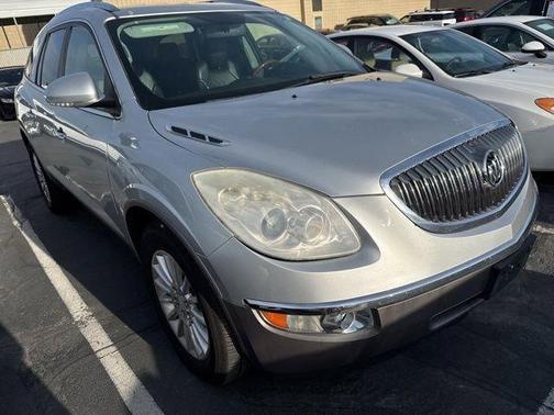 Quicksilver Metallic 2011 Buick Enclave 1XL