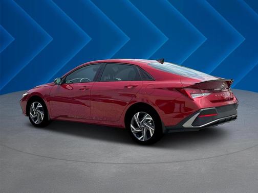 2025 Hyundai ELANTRA HEV SEL Sport