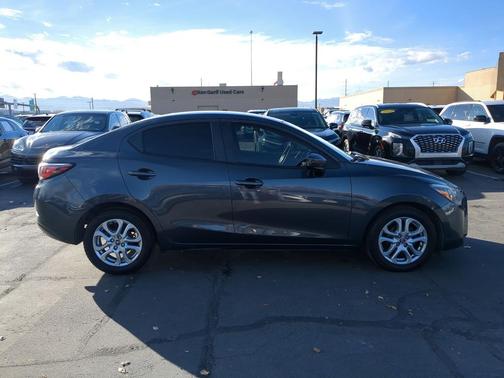 2018 Toyota Yaris iA Base