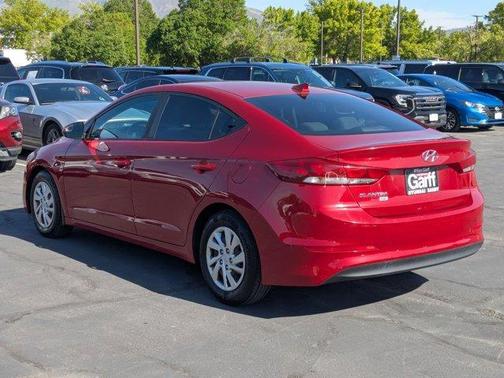 Scarlet Red Pearl 2017 Hyundai ELANTRA SE