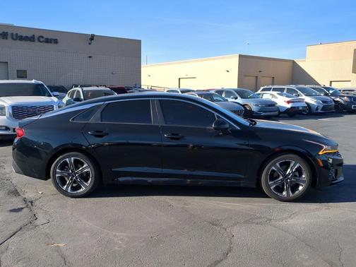 2022 Kia K5 LXS