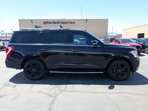 Black 2020 Ford Expedition XLT