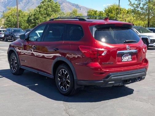 Scarlet Ember 2020 Nissan Pathfinder SV