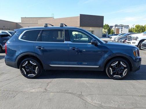 Midnight Black 2025 Kia Telluride S