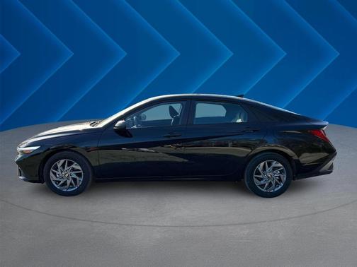 2025 Hyundai ELANTRA HEV Blue