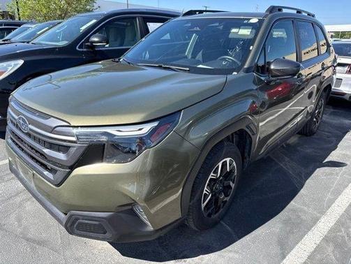 Autumn Green Metallic 2025 Subaru Forester Premium