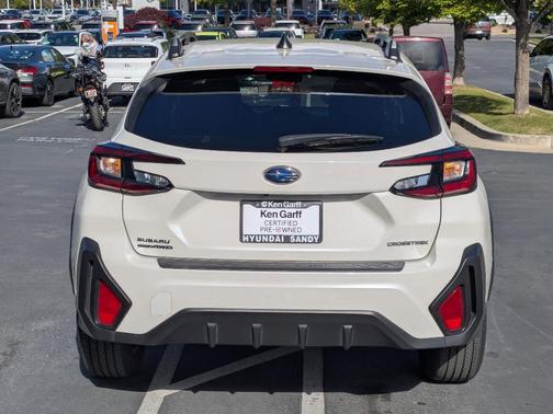 Crystal White Pearl 2024 Subaru Crosstrek Premium