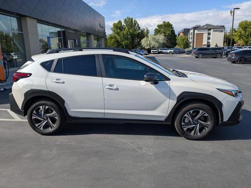 Crystal White Pearl 2024 Subaru Crosstrek Premium