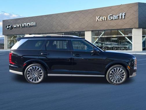 Abyss Black Pearl 2026 Hyundai Palisade Hybrid Calligraphy