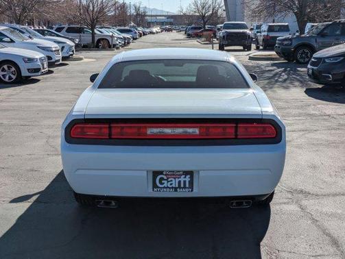 2014 Dodge Challenger SXT
