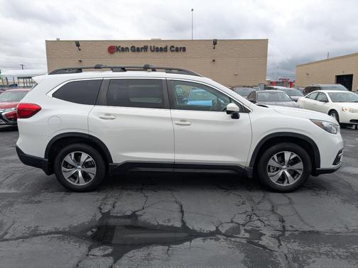 Crystal White Pearl 2020 Subaru Ascent Premium 7-Passenger