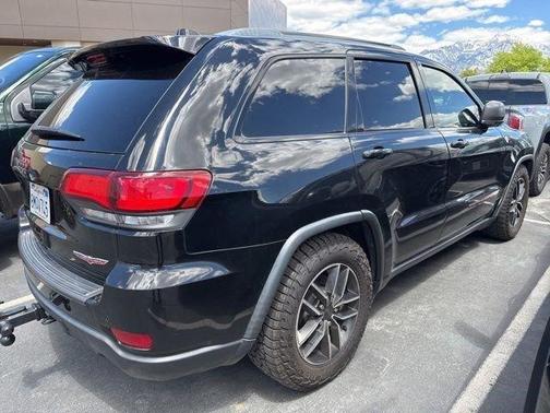 Diamond Black 2019 Jeep Grand Cherokee Trailhawk