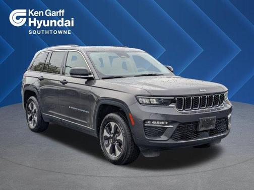 Metallic 2023 Jeep Grand Cherokee 4xe Base