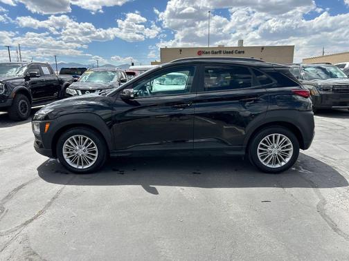 2021 Hyundai KONA SEL Plus