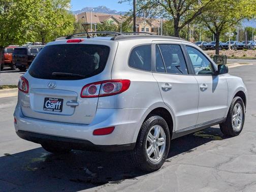 2012 Hyundai SANTA FE GLS