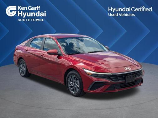 2024 Hyundai ELANTRA SEL