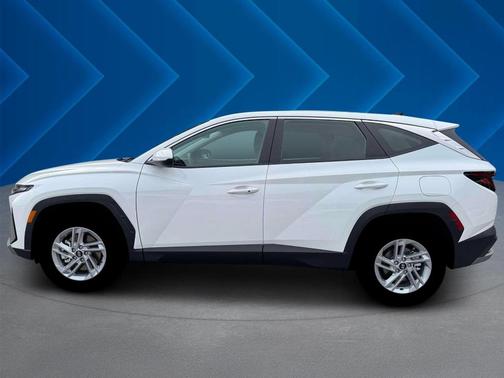 Serenity White Pearl 2026 Hyundai TUCSON SE