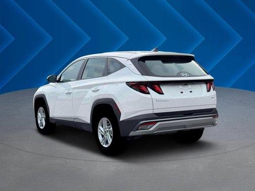 Serenity White Pearl 2026 Hyundai TUCSON SE