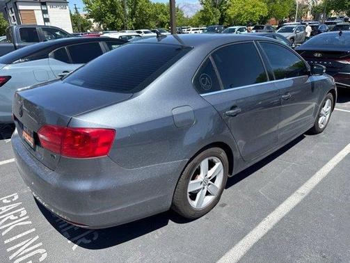 Platinum Gray Metallic 2014 Volkswagen Jetta TDI