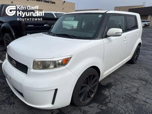 White 2009 Scion xB