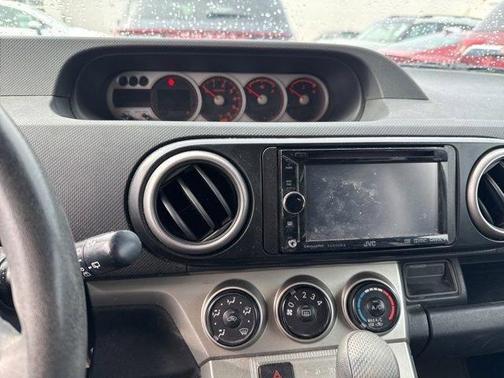 White 2009 Scion xB