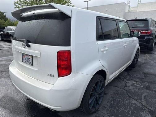 White 2009 Scion xB