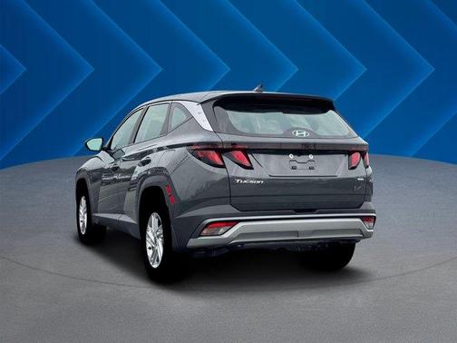 Gray 2026 Hyundai TUCSON SE