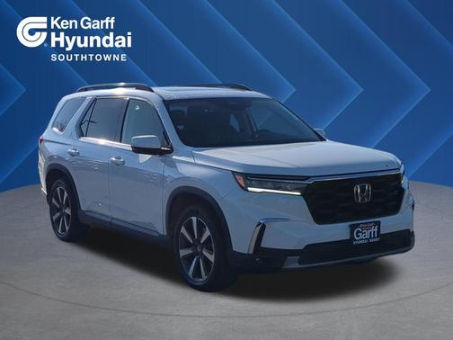 2023 Honda Pilot Touring