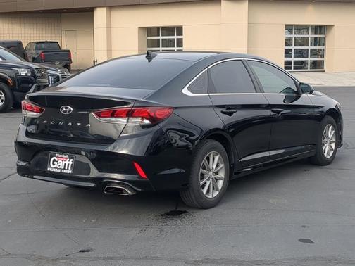 2019 Hyundai SONATA SE