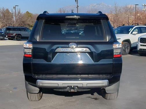 2024 Toyota 4Runner TRD Off Road