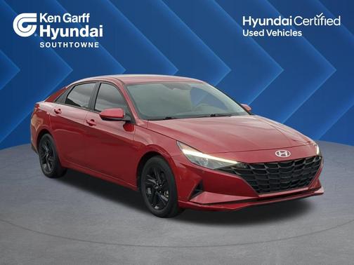 2023 Hyundai ELANTRA SEL