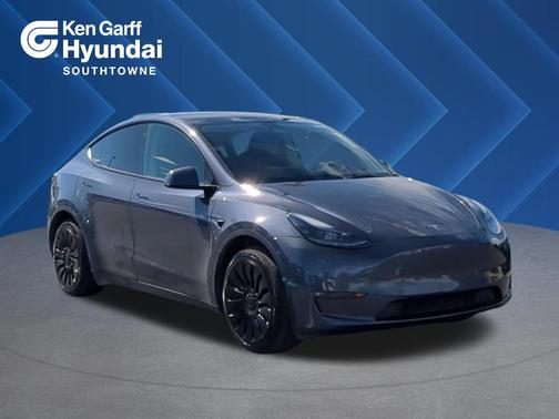 2023 Tesla Model Y Long Range