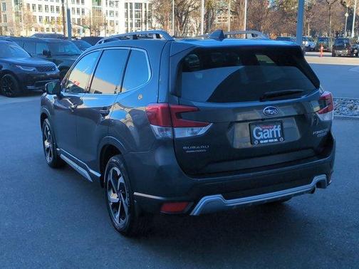 Magnetite Gray Metallic 2022 Subaru Forester Touring