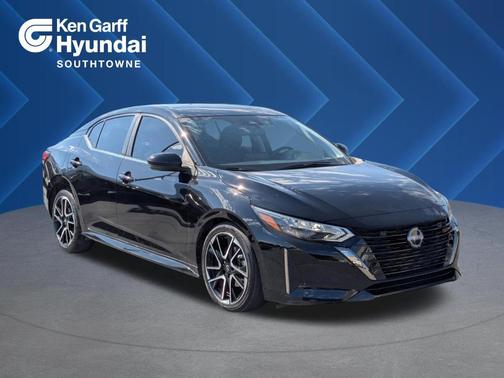 Black 2024 Nissan Sentra SR